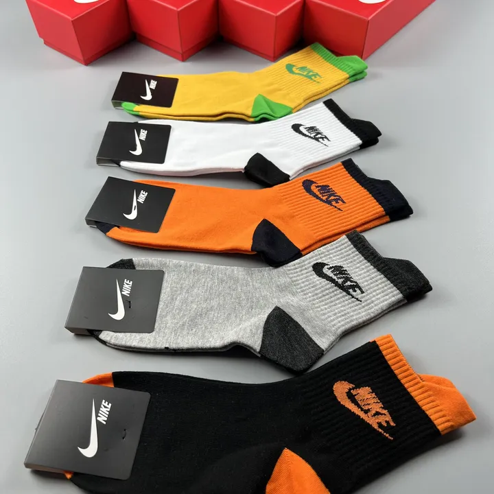 スーパーコピー ナイキ 靴下