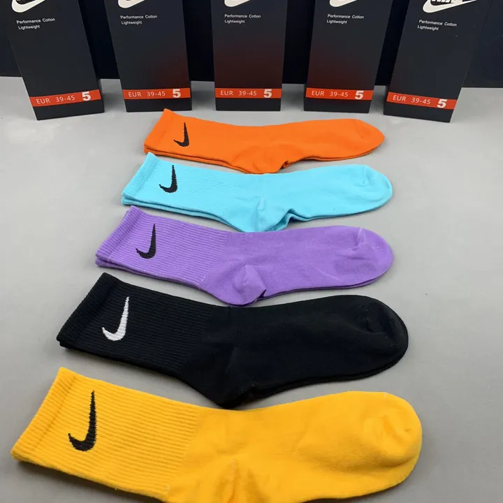 スーパーコピー ナイキ 靴下