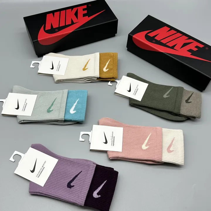スーパーコピー ナイキ 靴下