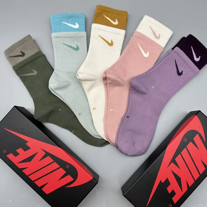 スーパーコピー ナイキ 靴下