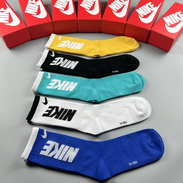 スーパーコピー ナイキ 靴下