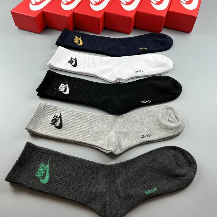 スーパーコピー ナイキ 靴下