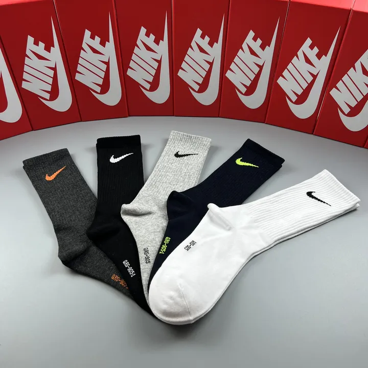スーパーコピー ナイキ 靴下