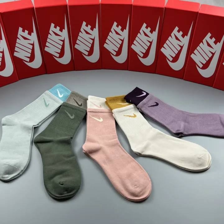スーパーコピー ナイキ 靴下