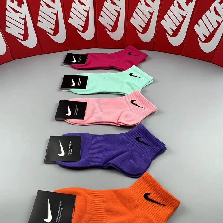 スーパーコピー ナイキ 靴下
