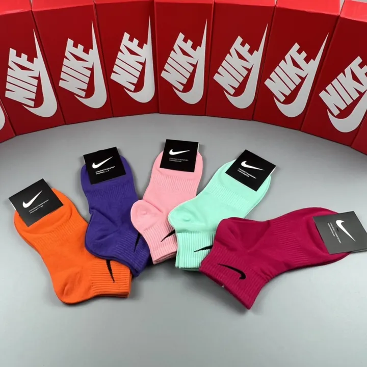 スーパーコピー ナイキ 靴下