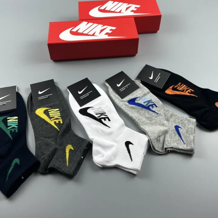 スーパーコピー ナイキ 靴下