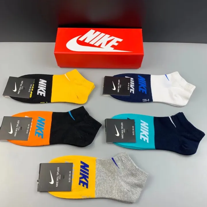 スーパーコピー ナイキ 靴下