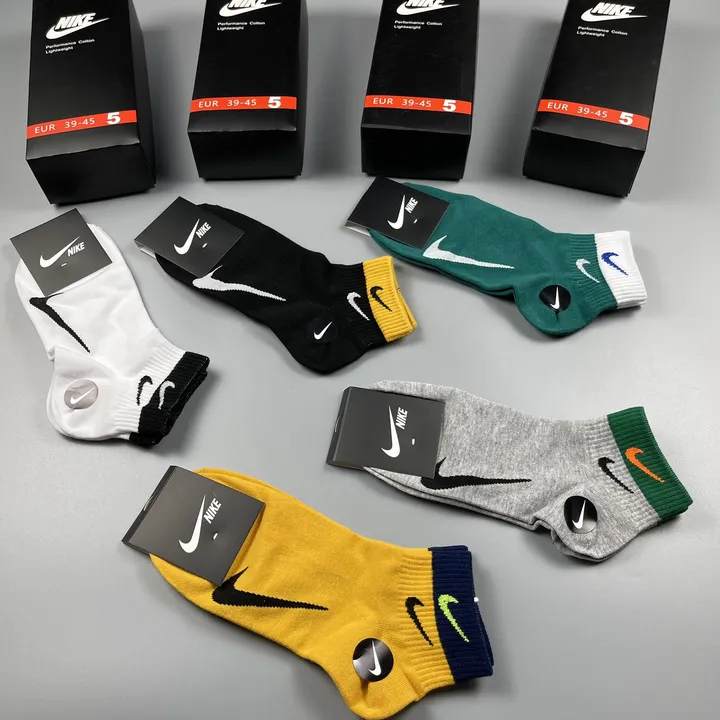 スーパーコピー ナイキ 靴下