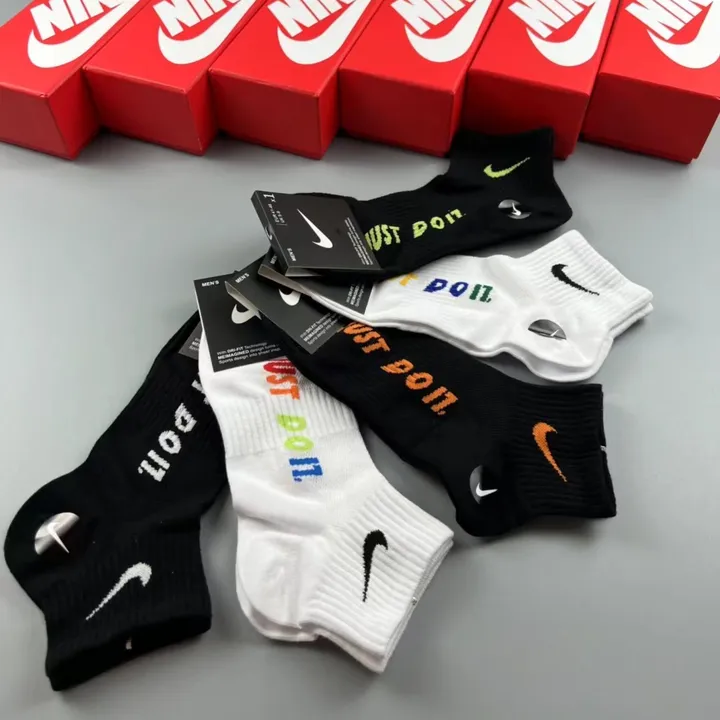 スーパーコピー ナイキ 靴下