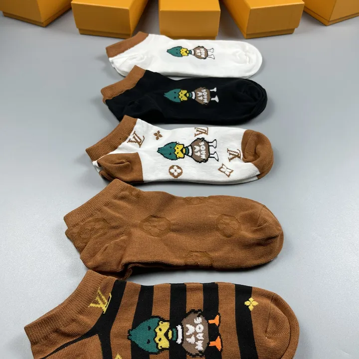 スーパーコピー ルイヴィトン 靴下