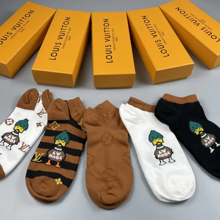 スーパーコピー ルイヴィトン 靴下