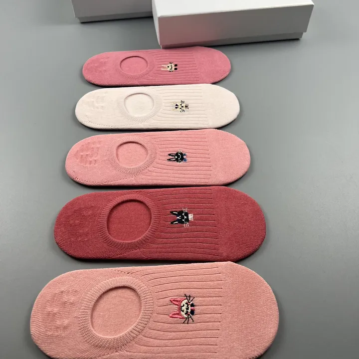 スーパーコピー セリーヌ 靴下