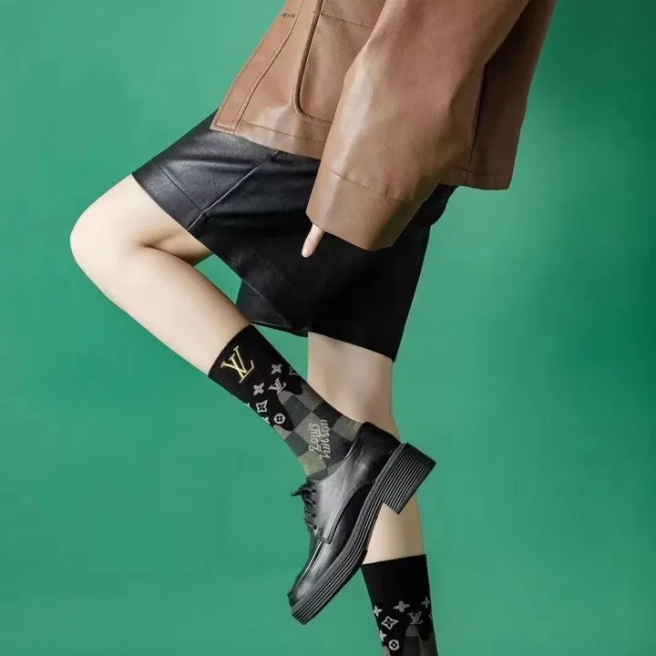 スーパーコピー ルイヴィトン 靴下