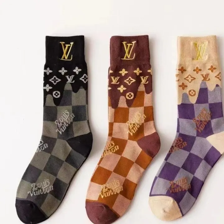 スーパーコピー ルイヴィトン 靴下