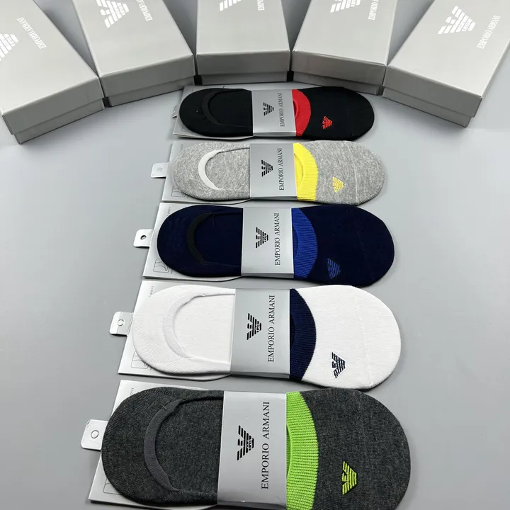 スーパーコピー アルマーニ 靴下