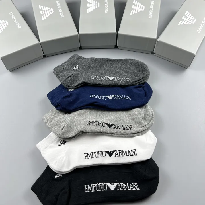 スーパーコピー アルマーニ 靴下