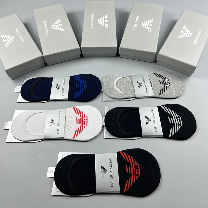 スーパーコピー アルマーニ 靴下