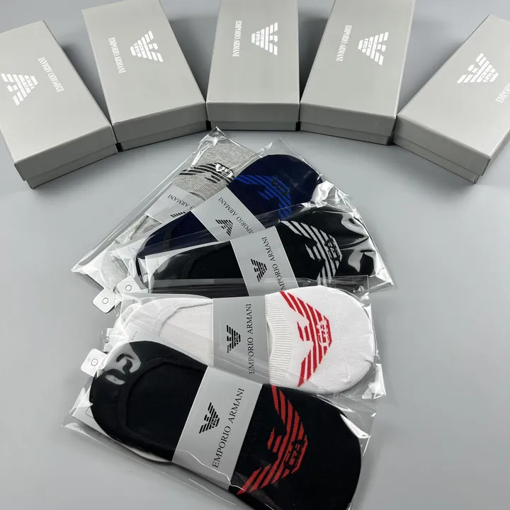 スーパーコピー アルマーニ 靴下