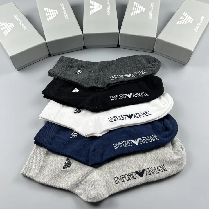 スーパーコピー アルマーニ 靴下