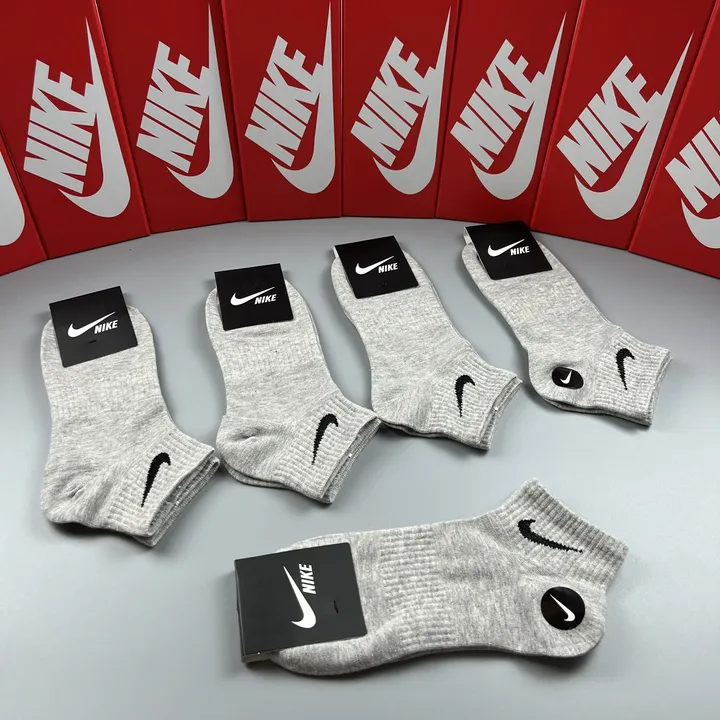 スーパーコピー ナイキ 靴下