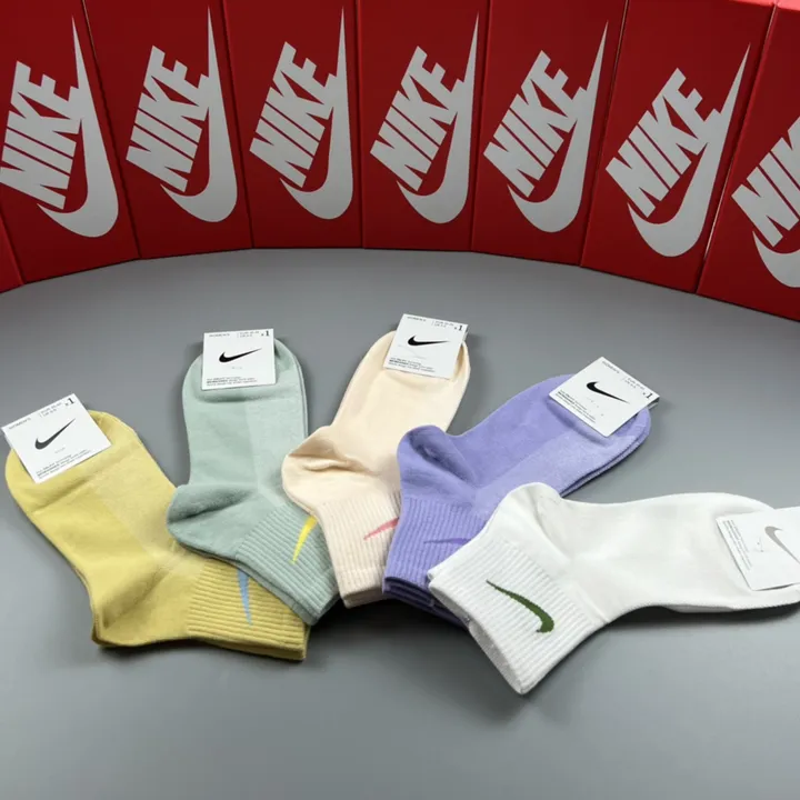 スーパーコピー ナイキ 靴下