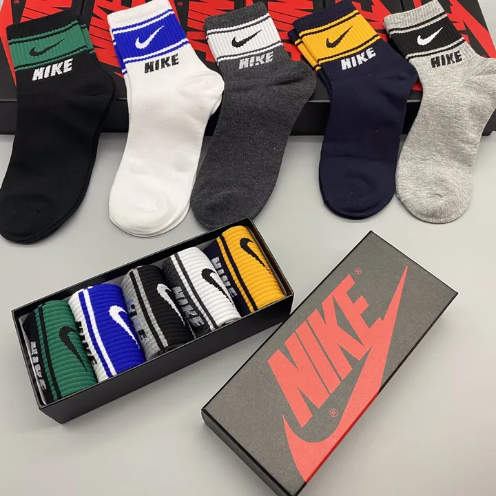 スーパーコピー ナイキ 靴下