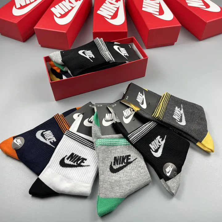 スーパーコピー ナイキ 靴下