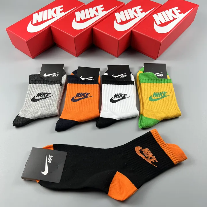 スーパーコピー ナイキ 靴下