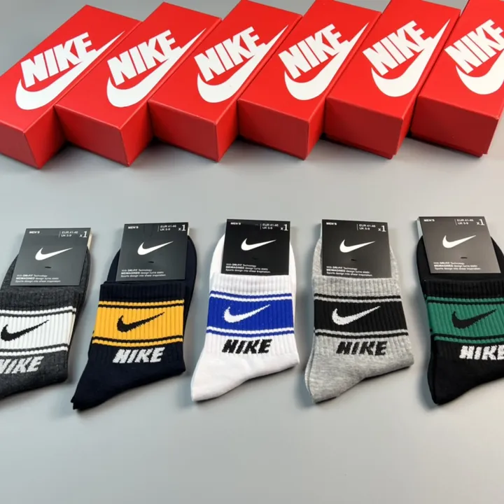 スーパーコピー ナイキ 靴下