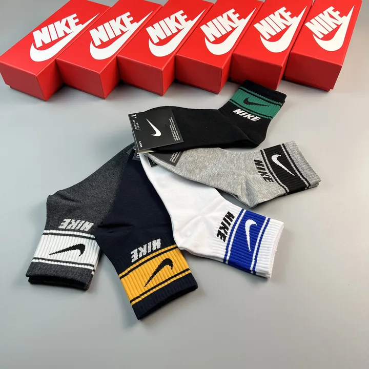 スーパーコピー ナイキ 靴下