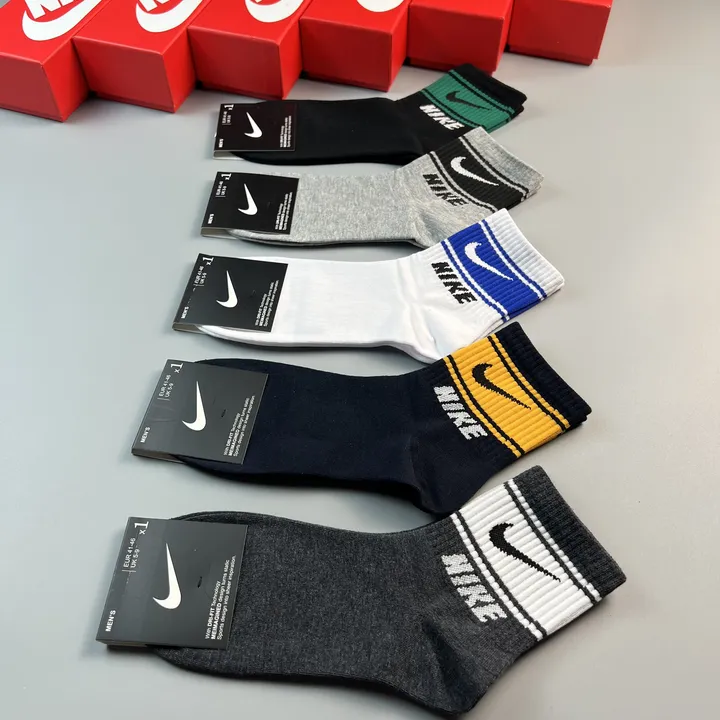 スーパーコピー ナイキ 靴下
