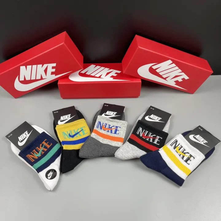 スーパーコピー ナイキ 靴下