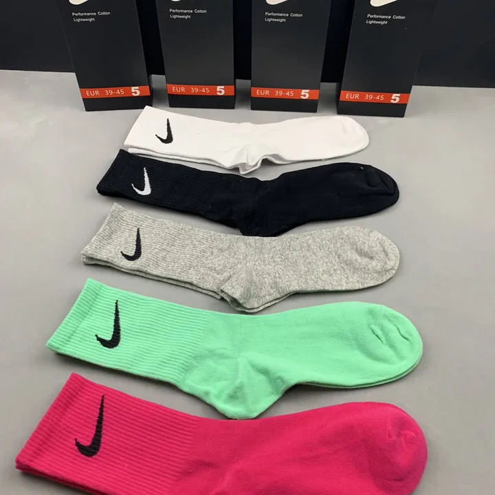 スーパーコピー ナイキ 靴下