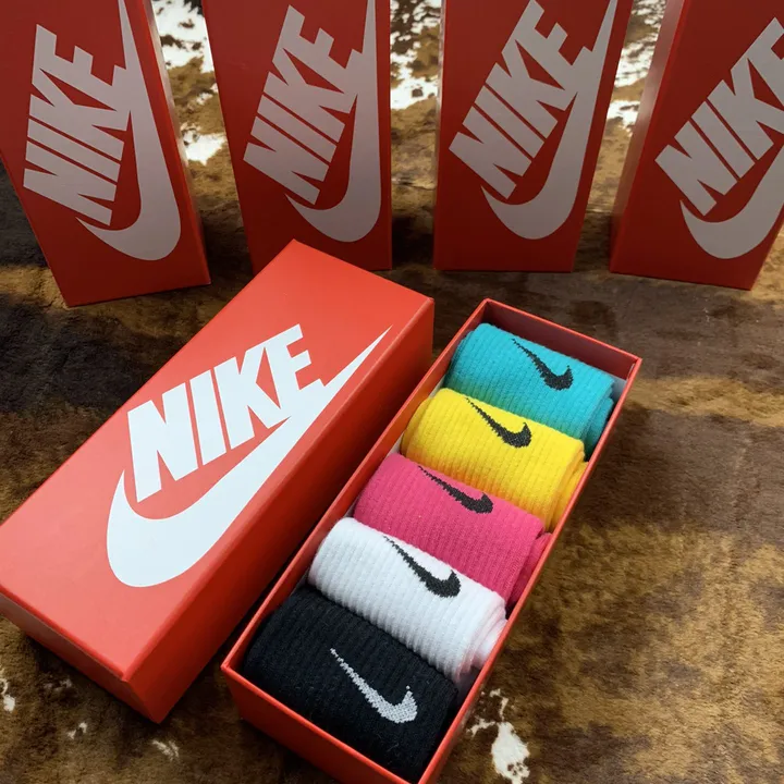スーパーコピー ナイキ 靴下