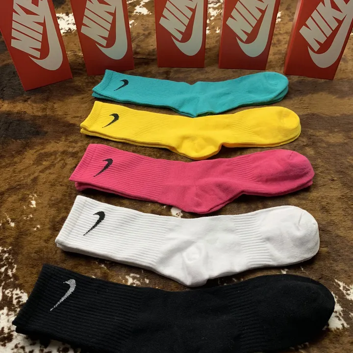 スーパーコピー ナイキ 靴下