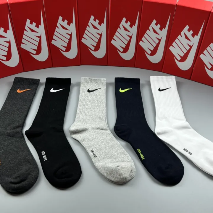 スーパーコピー ナイキ 靴下