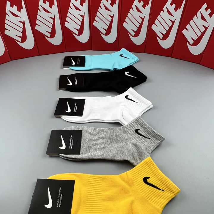 スーパーコピー ナイキ 靴下