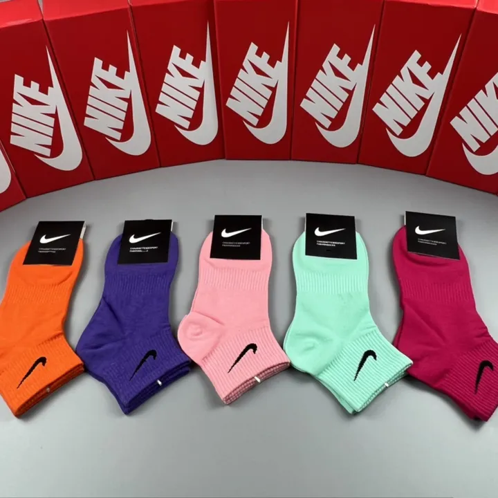 スーパーコピー ナイキ 靴下
