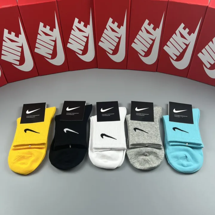 スーパーコピー ナイキ 靴下