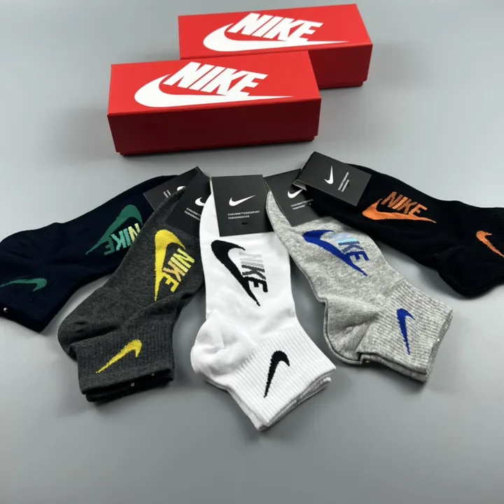 スーパーコピー ナイキ 靴下