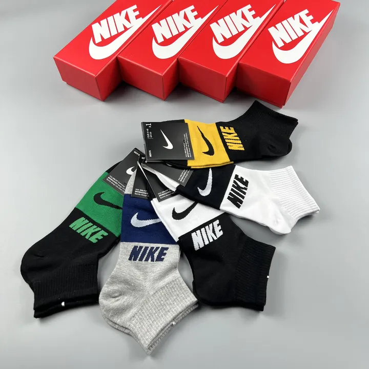 スーパーコピー ナイキ 靴下