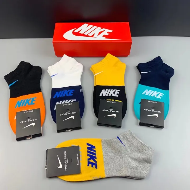 スーパーコピー ナイキ 靴下