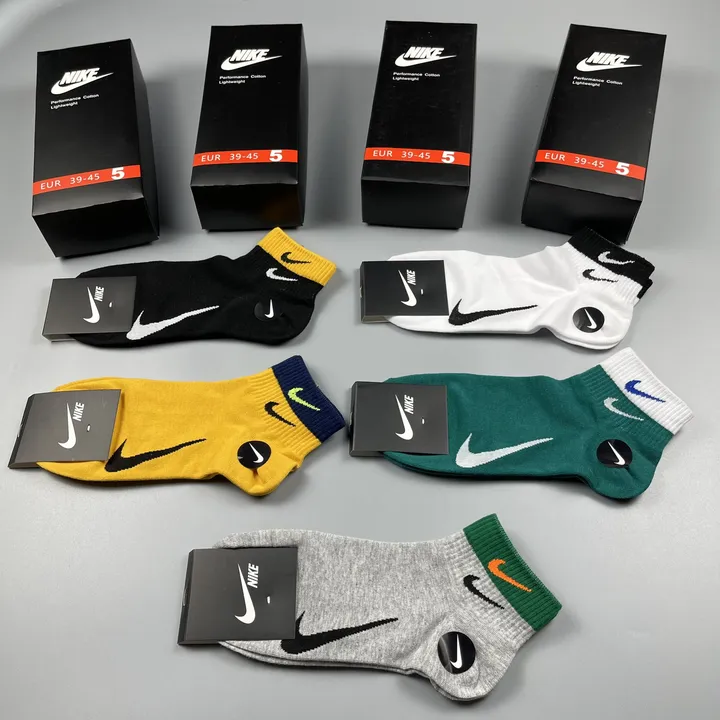 スーパーコピー ナイキ 靴下