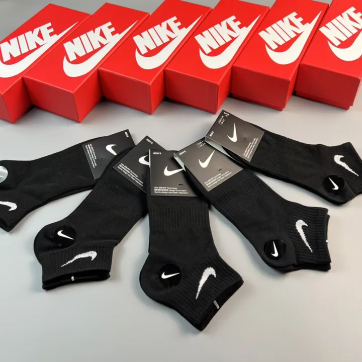スーパーコピー ナイキ 靴下
