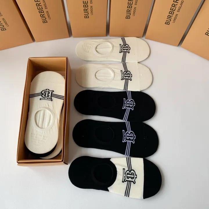 スーパーコピー プラダ 靴下