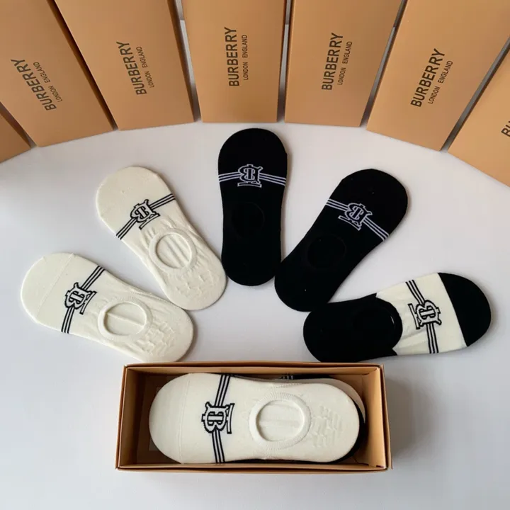 スーパーコピー プラダ 靴下