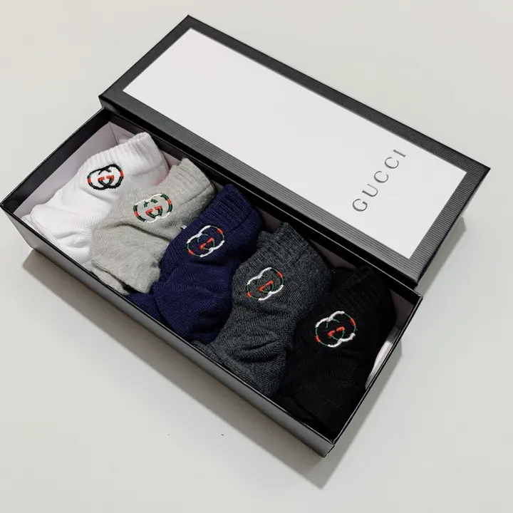 スーパーコピー グッチ 靴下
