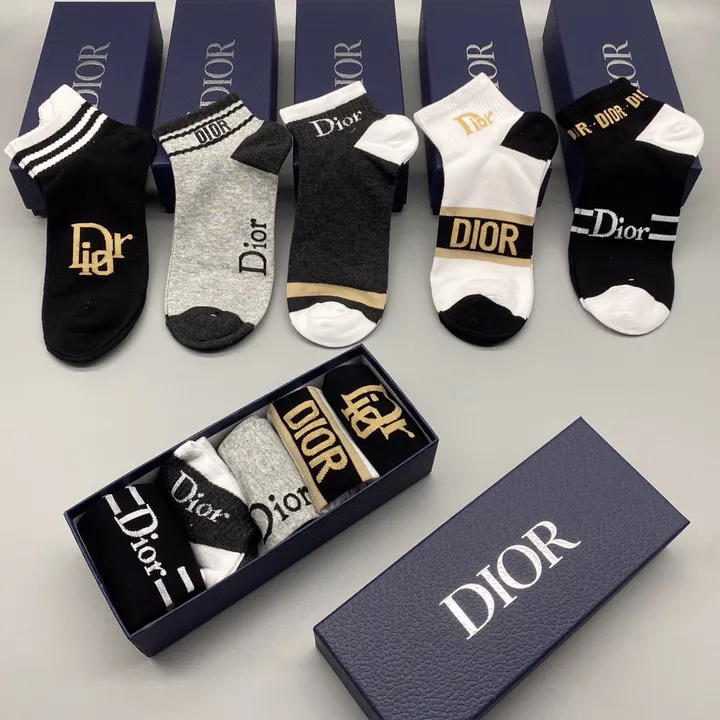 スーパーコピー ディオール 靴下
