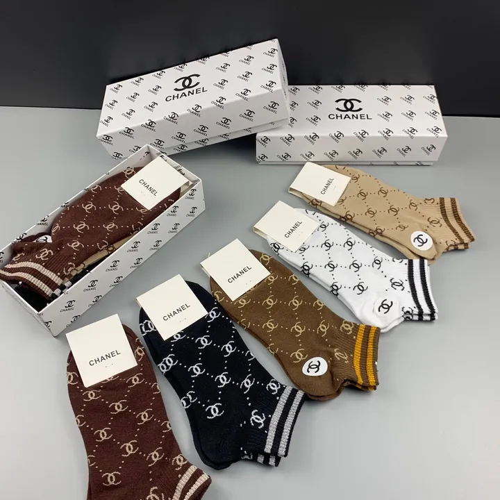 スーパーコピー シャネル 靴下